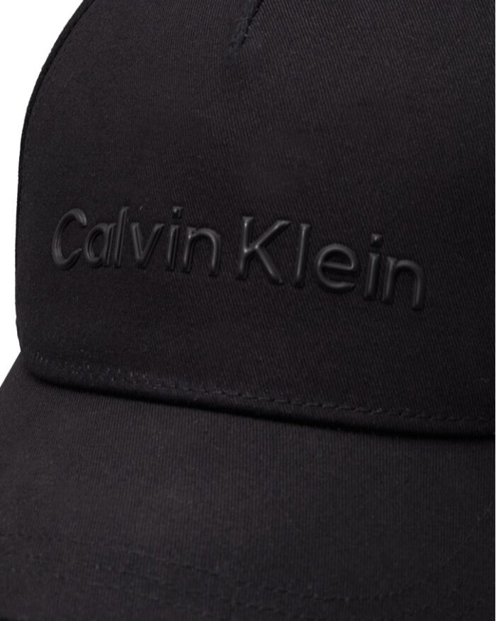 Calvin Klein Jeans