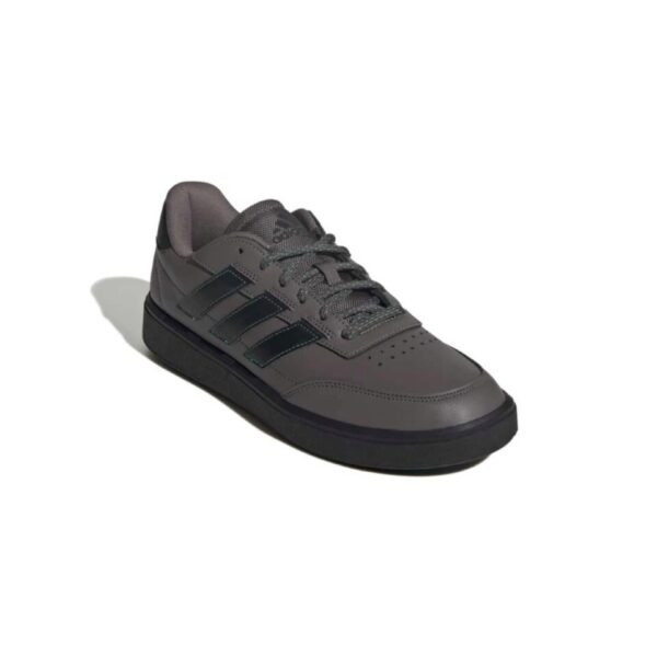 Adidas Courtblock