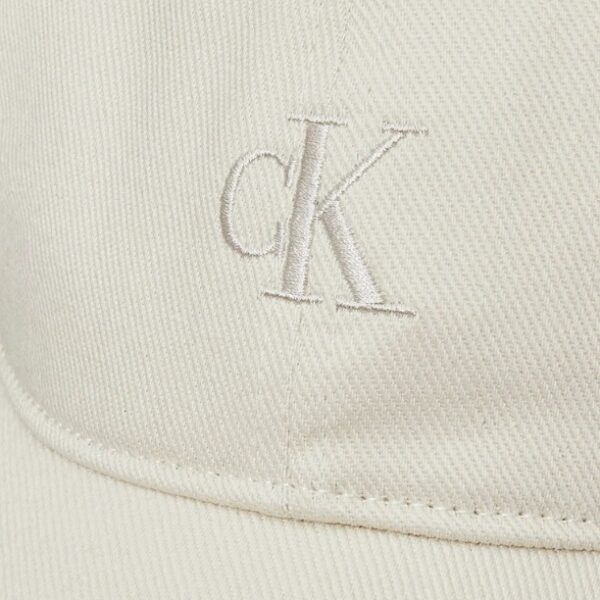 Calvin Klein Jeans