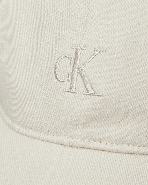 Calvin Klein Jeans