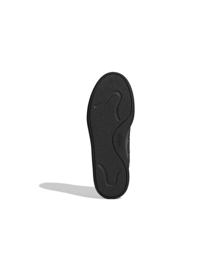 Adidas Courtblock
