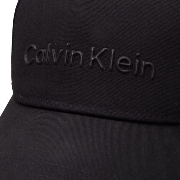 Calvin Klein Jeans