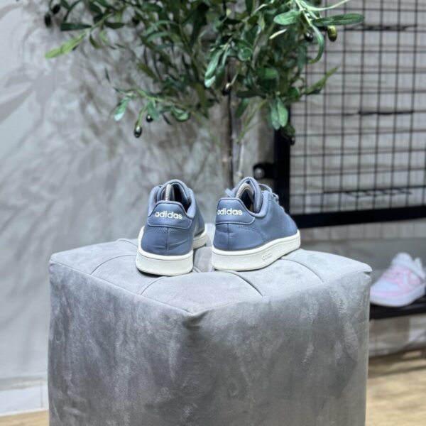 Adidas Advantage