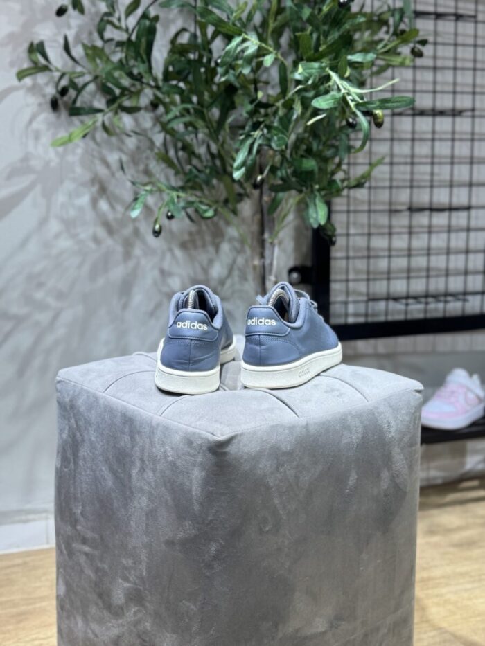 Adidas Advantage