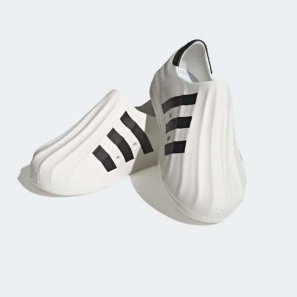Adifom Superstar