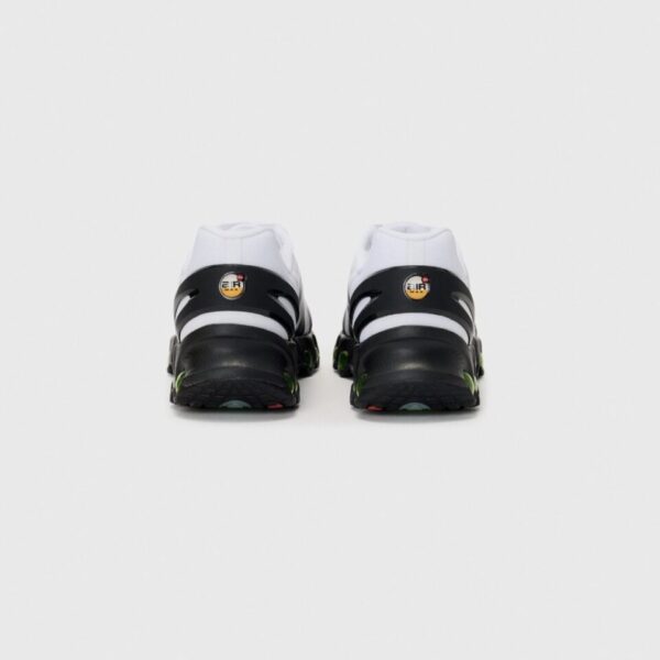 Air Max DN8
