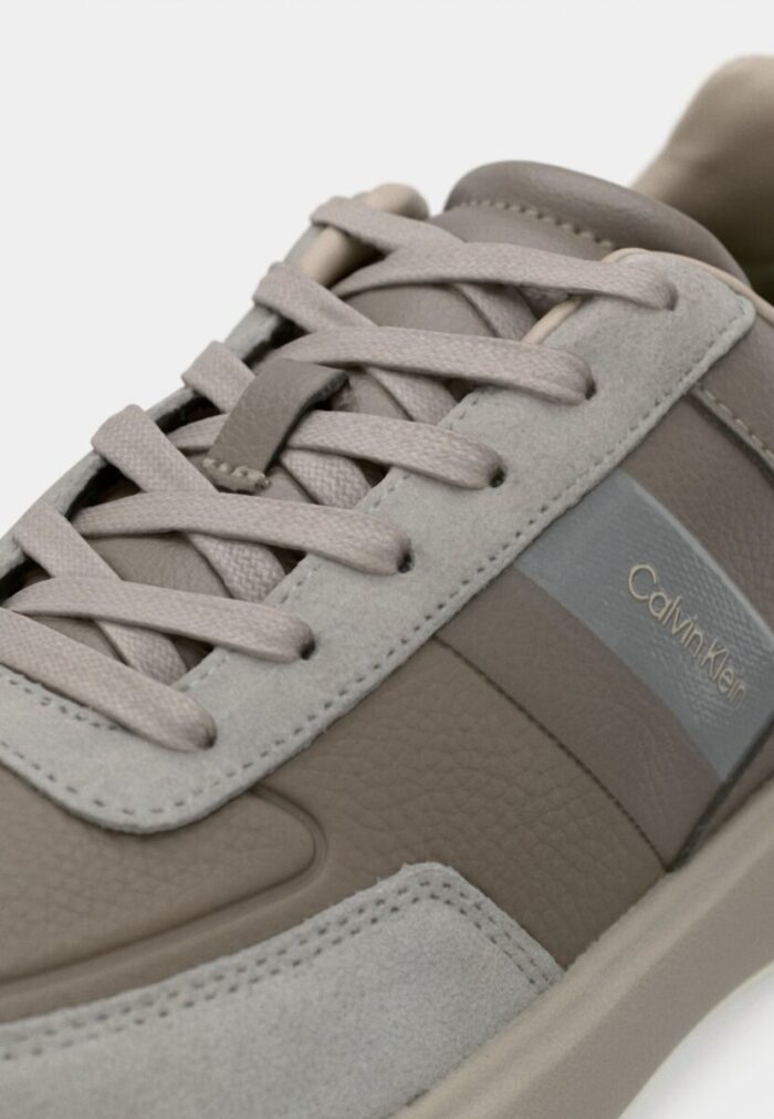 Calvin Klein City Runner