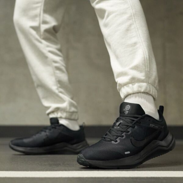 Nike Downshifter 12
