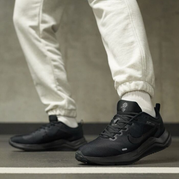 Nike Downshifter 12