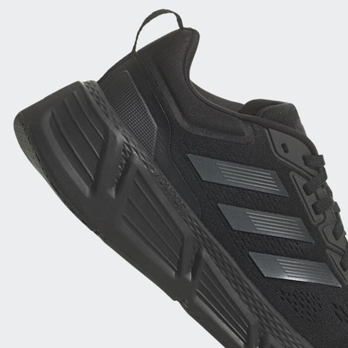 Adidas Quester