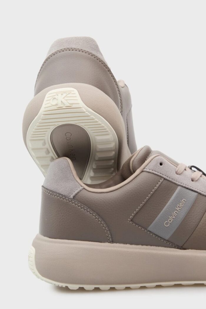 Calvin Klein City Runner
