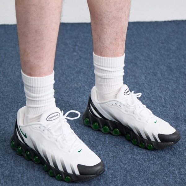 Air Max DN8
