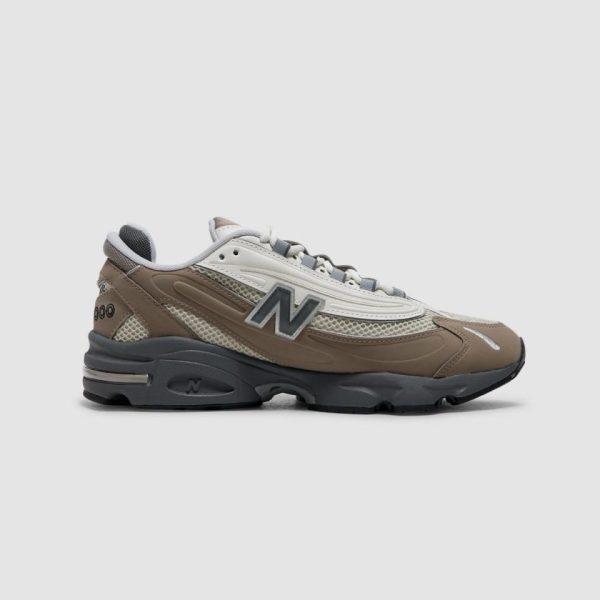 New Balance 1000