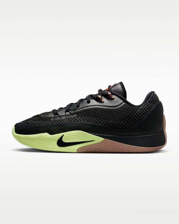 Nike S.T.Flare