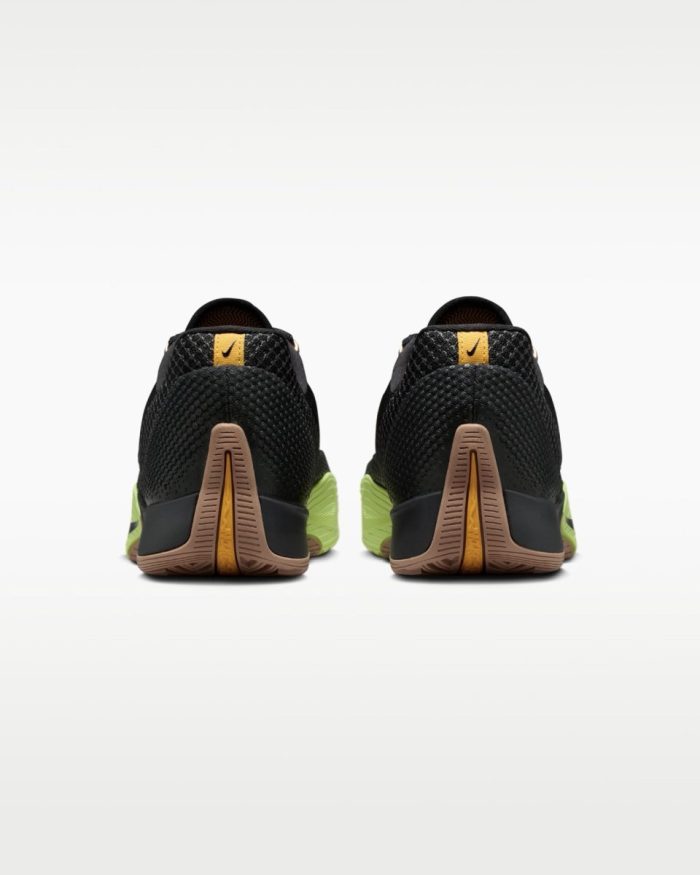 Nike S.T.Flare