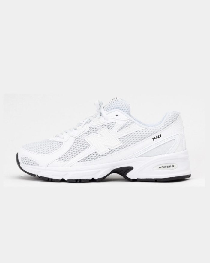 New Balance 740